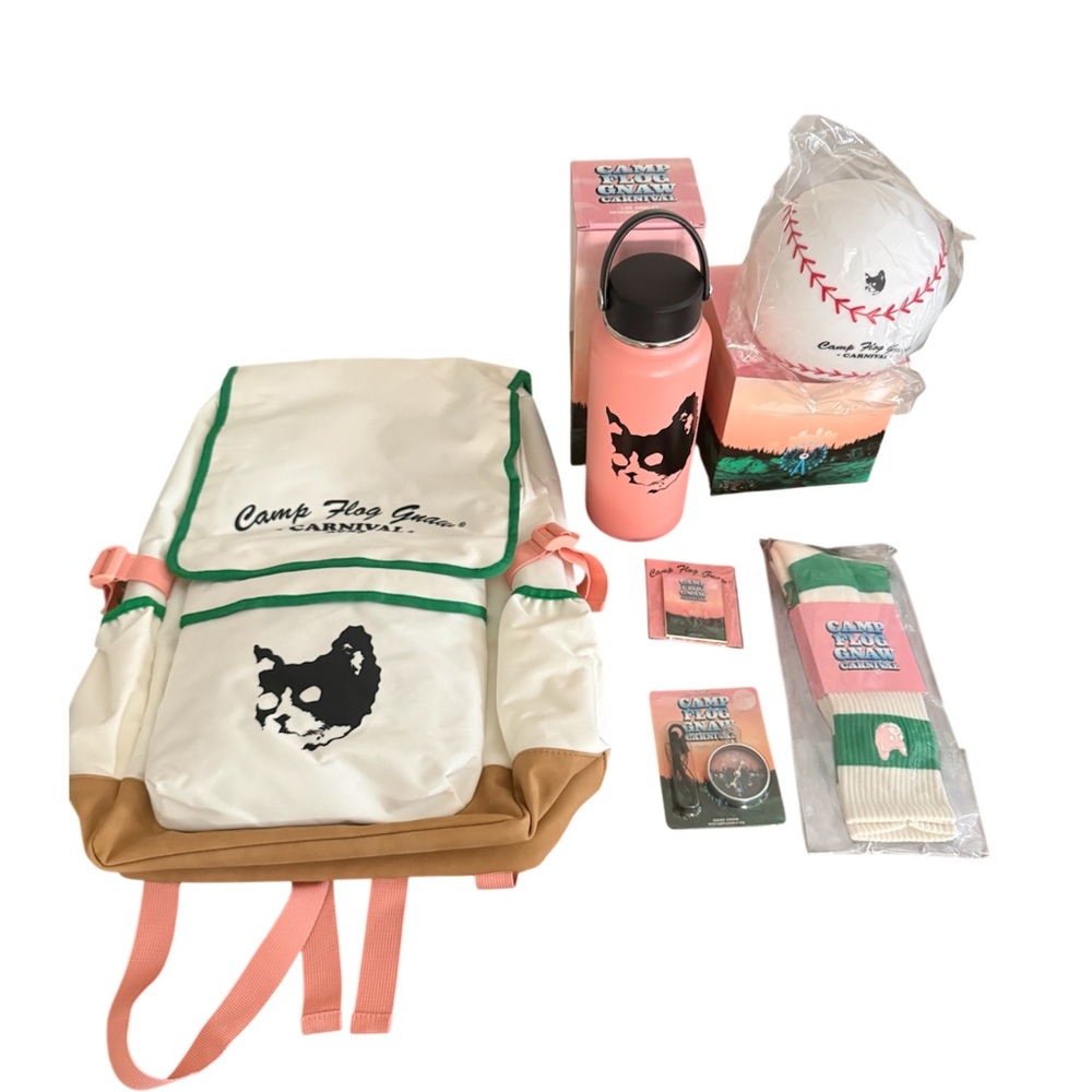 Camp flog knaw merch set  - White and Pink